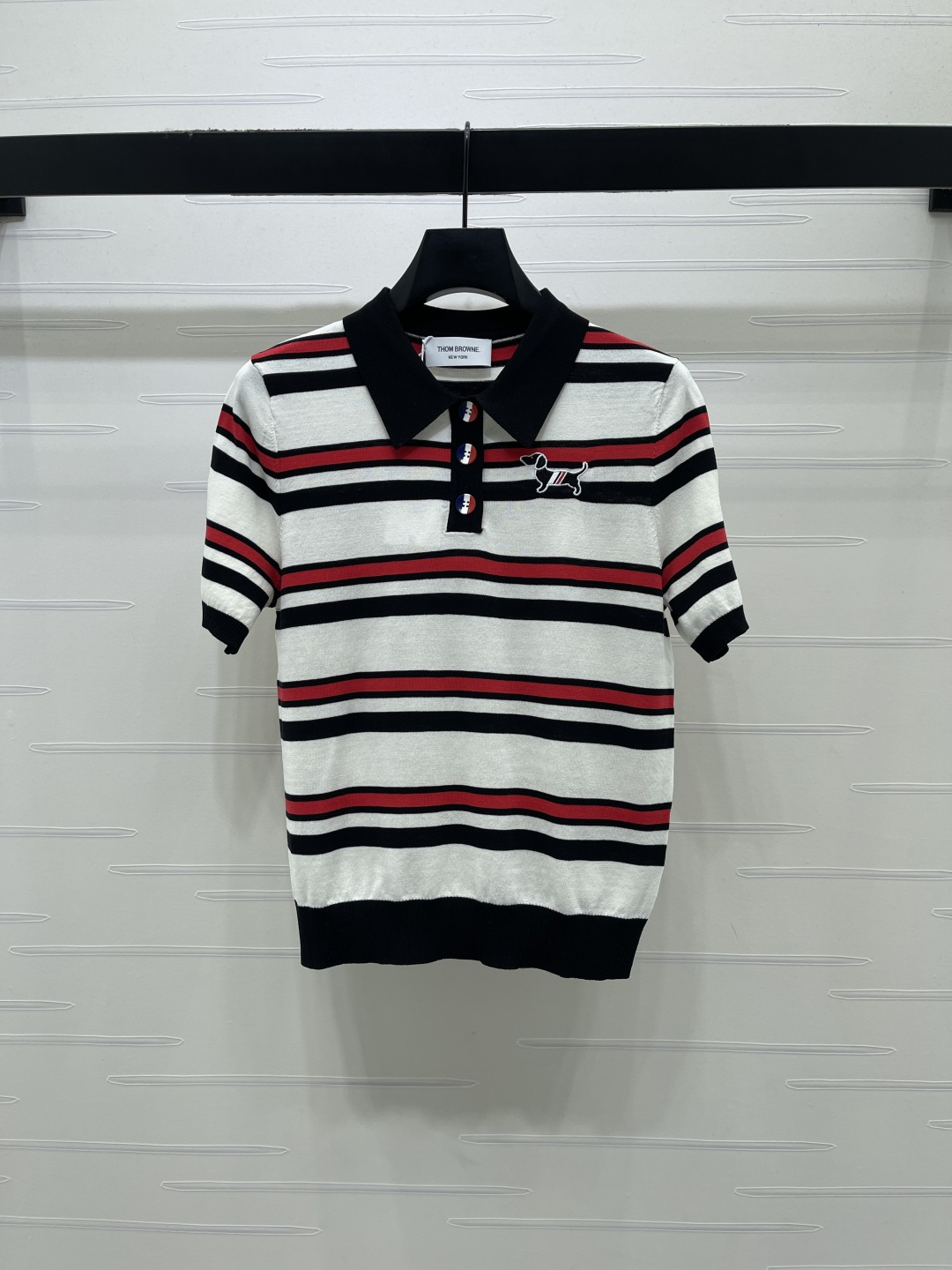 Women's short sleeves